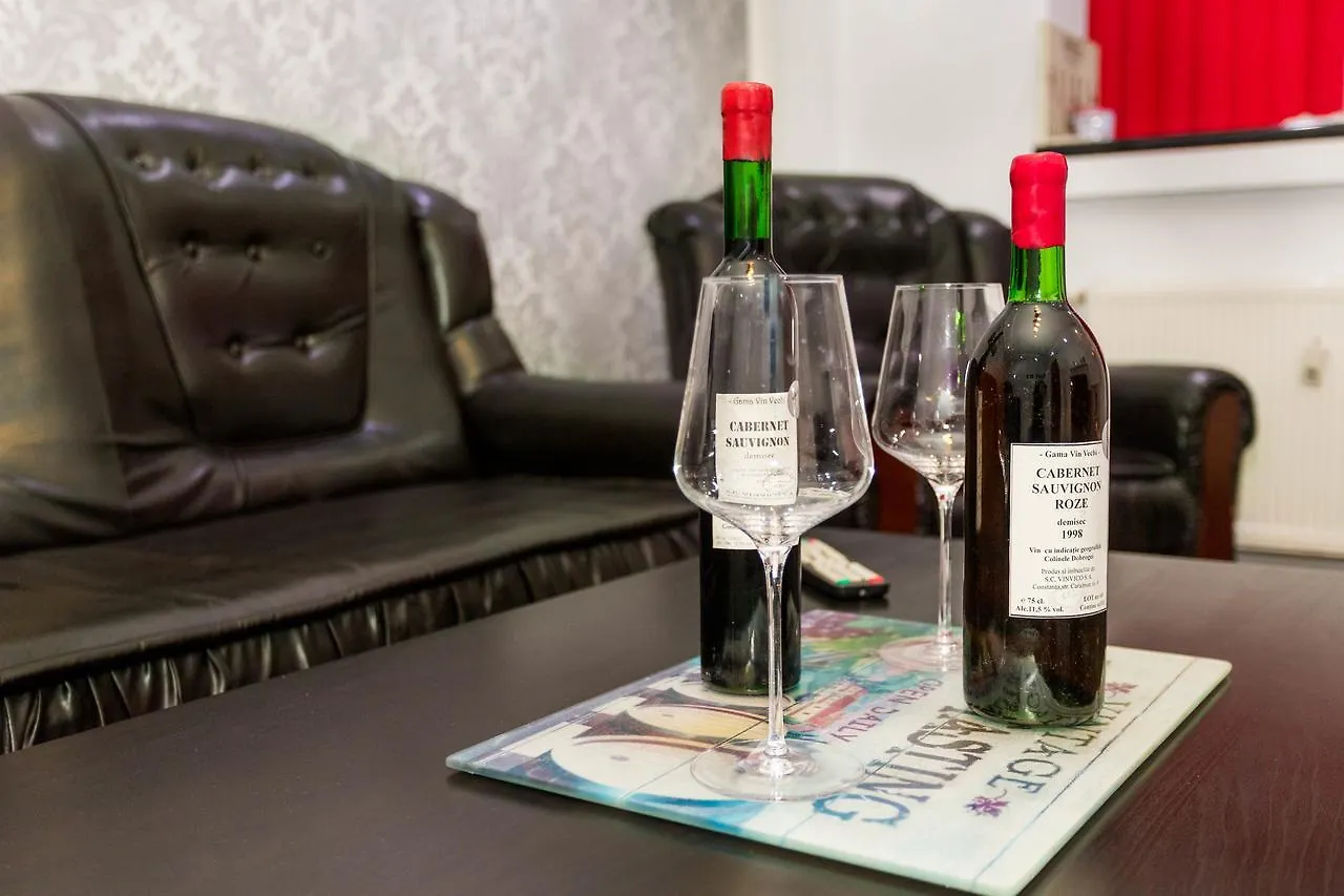 Home Sweet Home Apartment Бухарест
